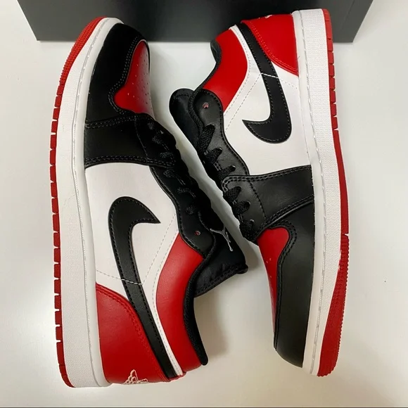 Air Jordan 1 Low 8.5 mens - Picture 5 of 11